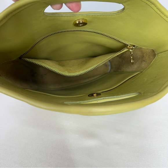 Coach 9993 Lime Green Leather Mini Bucket Shoulder Bag Crossbody Vintage Y2K - Picture 8 of 16